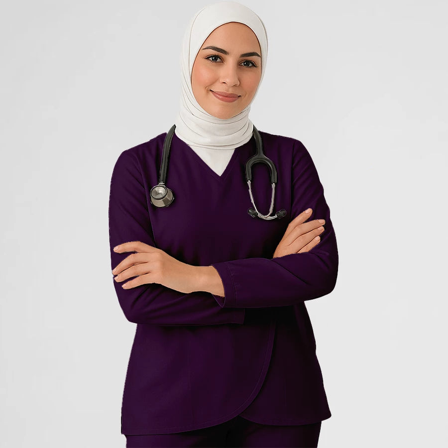 Pyjama de Bloc Femme - Hijab porté par une professionnelle de santé | FIGS.ma – Scrubs confortables et modernes au Maroc