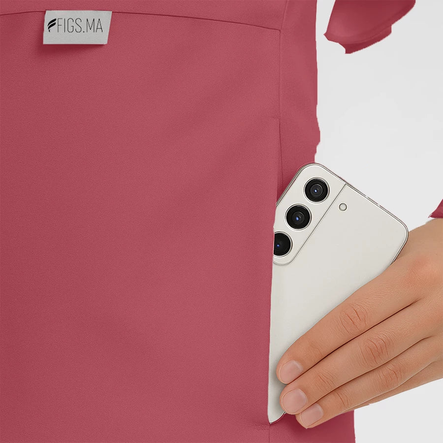 Pyjama de Bloc Femme - Hijab porté par une professionnelle de santé | FIGS.ma – Scrubs confortables et modernes au Maroc