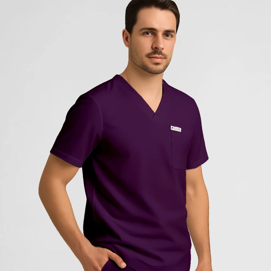 Photo de Pyjama de Bloc Homme - Col V Stretch – confort, broderie et style professionnel. FIGS.ma | Scrubs Maroc.