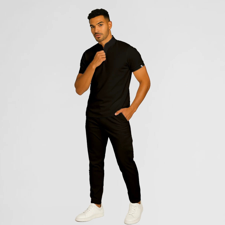 Pyjama de Bloc Homme - Col Officier Stretch porté par un professionnel de santé | FIGS.ma – Scrubs élégants et performants au Maroc