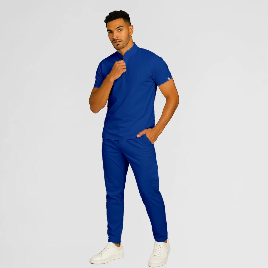 Pyjama de Bloc Homme - Col Officier Stretch porté par un professionnel de santé | FIGS.ma – Scrubs élégants et performants au Maroc