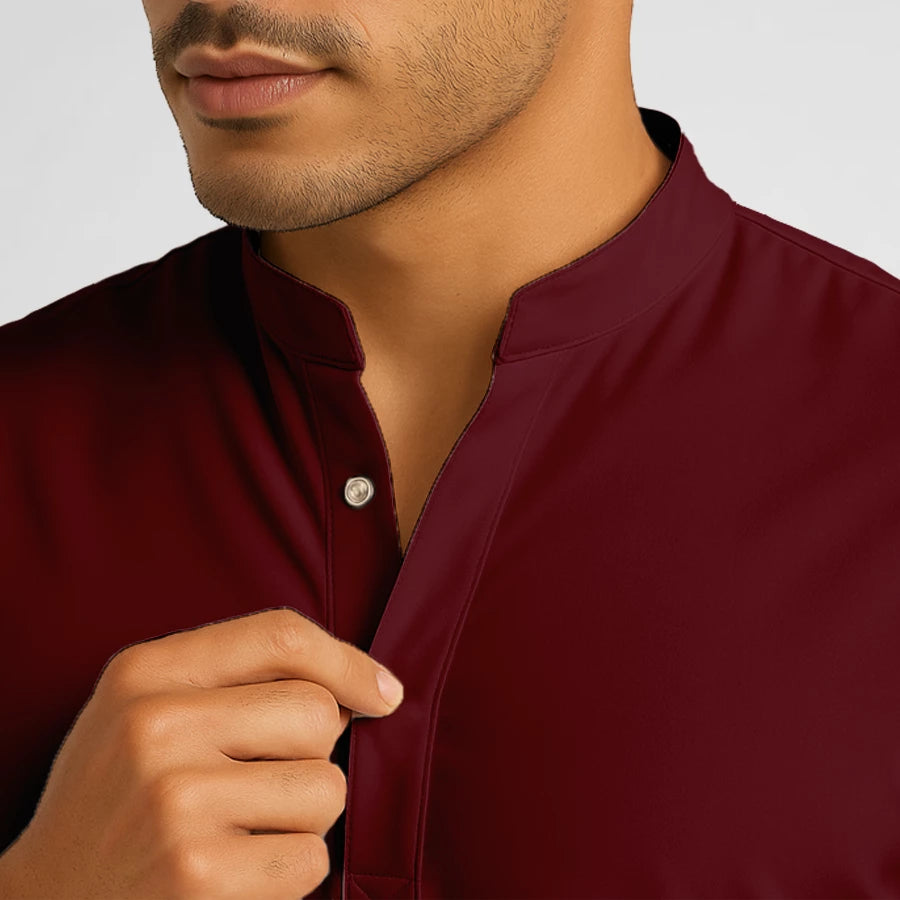 Pyjama de Bloc Homme - Col Officier Stretch porté par un professionnel de santé | FIGS.ma – Scrubs élégants et performants au Maroc