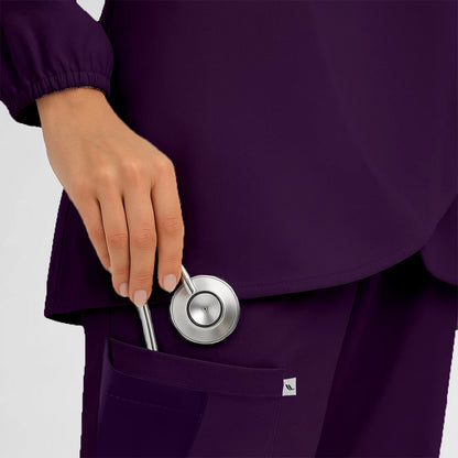 Pyjama de Bloc Femme - Hijab porté par une professionnelle de santé | FIGS.ma – Scrubs confortables et modernes au Maroc